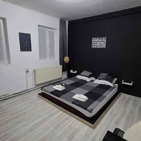 旅馆 The Nomads Nest - Old Town 布加勒斯特