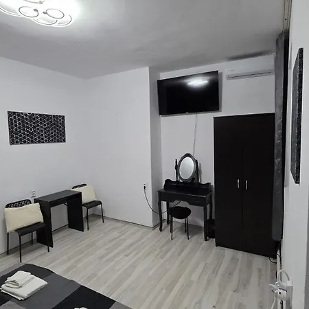 The Nomads Nest - Old Town *