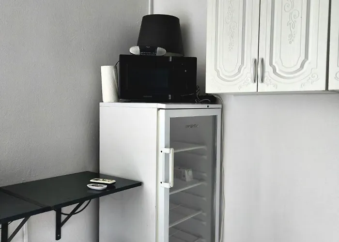 The Nomads Nest - Old Town Vandrerhjem *