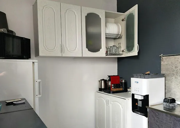 Hostel The Nomads Nest - Old Town Bucureşti