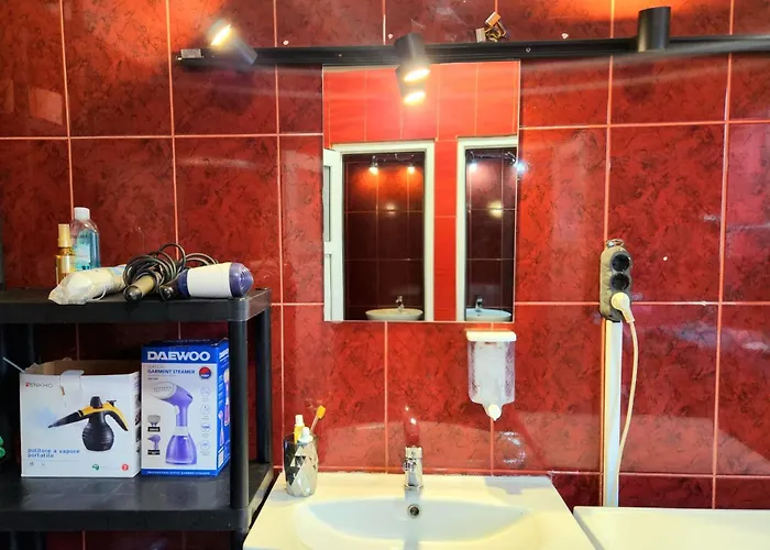 Hostel The Nomads Nest - Old Town *