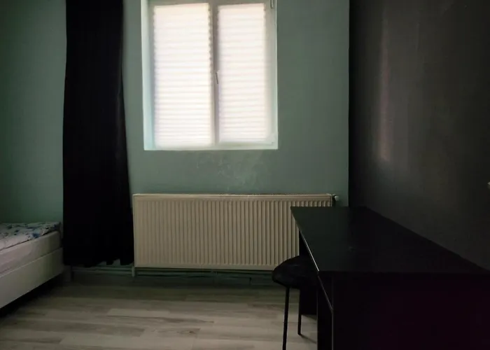 Vandrerhjem The Nomads Nest - Old Town *