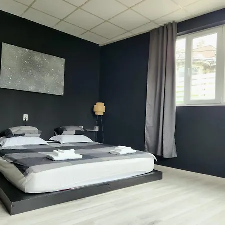 The Nomads Nest - Old Town * Бухарест