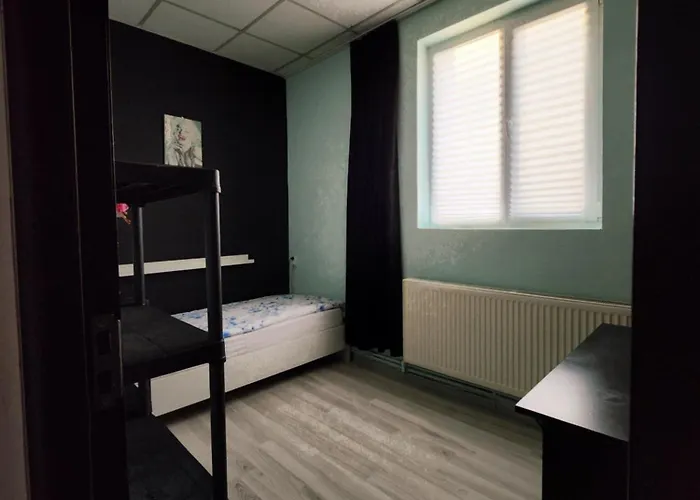 The Nomads Nest - Old Town Hostel Bukarest
