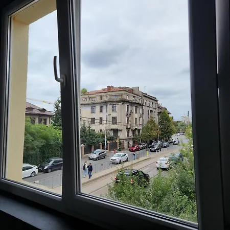 Albergue The Nomads Nest - Old Town Bucareste