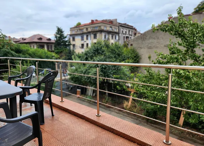 The Nomads Nest - Old Town